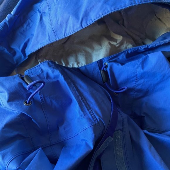 The North Face Venture Rain Jacket - Picture 2 of 5